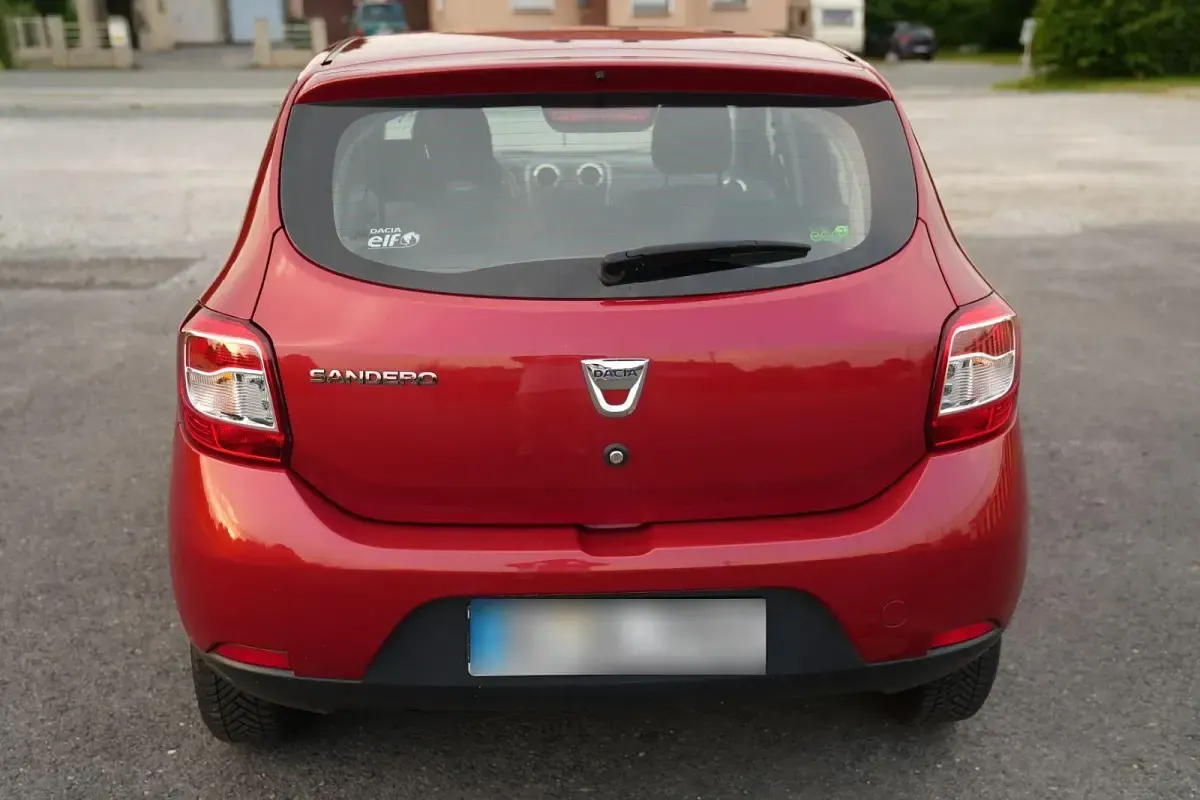 Gebraucht Dacia Sandero Lauréate 90 PS (66 kW) 2014 Rot Kleinwagen