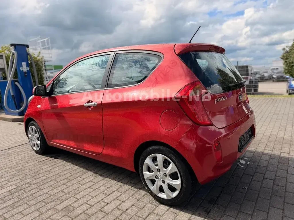 Gebraucht Kia Picanto Edition 7 69 PS (50 kW) 2015 Rot Kleinwagen