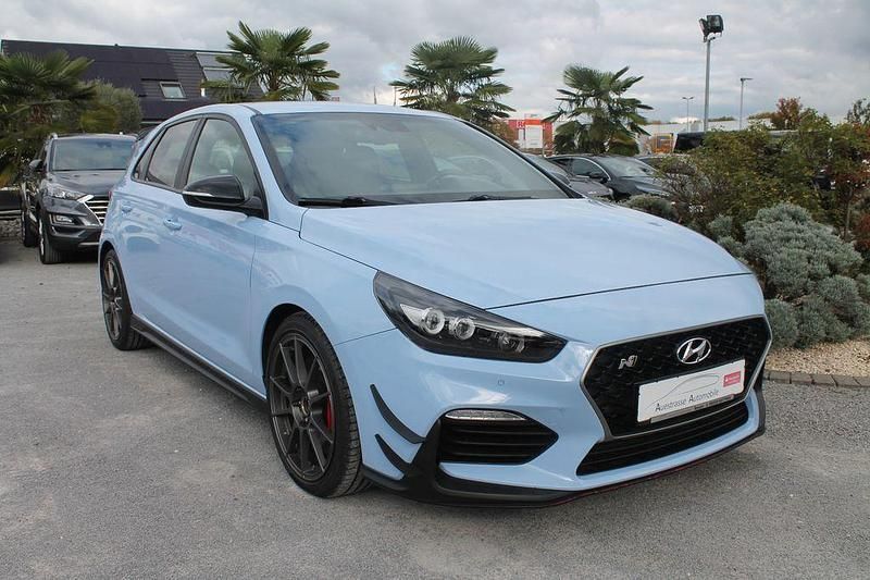 Blau Gebraucht 2019 Hyundai i30 N Performance Limousine | 24.990 € (Fairer Preis) - Bild 1/4