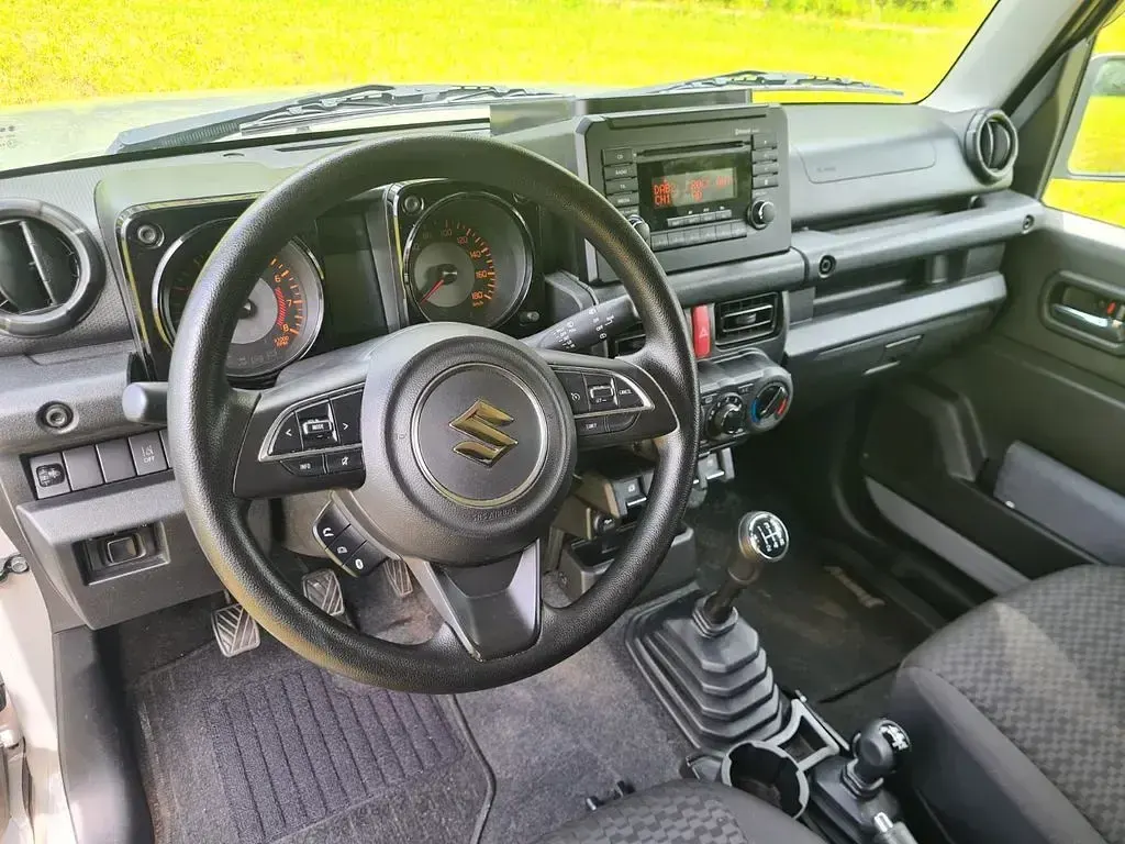 Gebraucht Suzuki Jimny Comfort 102 PS (75 kW) 2022 Grau SUV