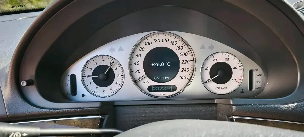 Gebraucht Mercedes E320 2004 Schwarz Kombi
