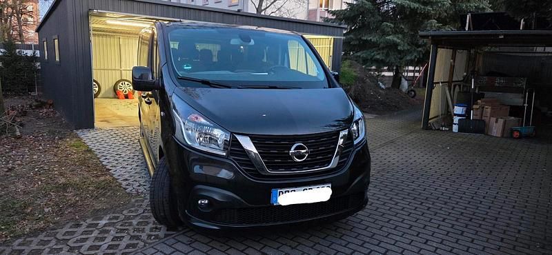 Gebraucht Nissan NV300 145 PS (106 kW) 2018 Schwarz Van