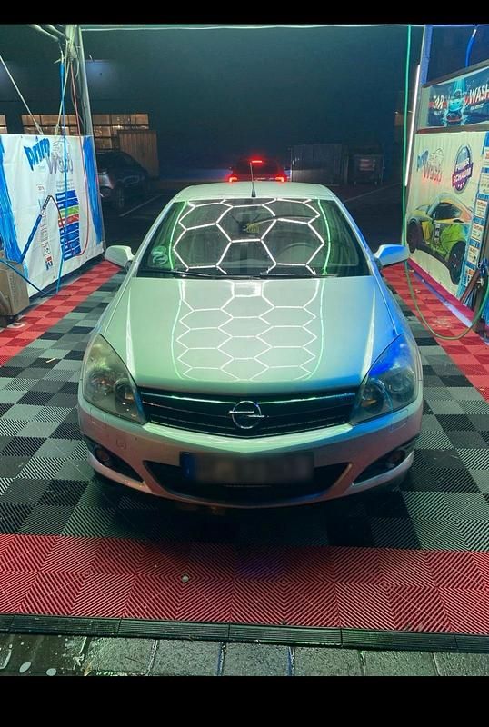 Gebraucht Opel Astra Cabriolet 105 PS (77 kW) 2006 Silber Cabrio