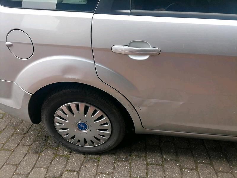 Gebraucht Ford Focus 109 PS (80 kW) 2010 Kombi