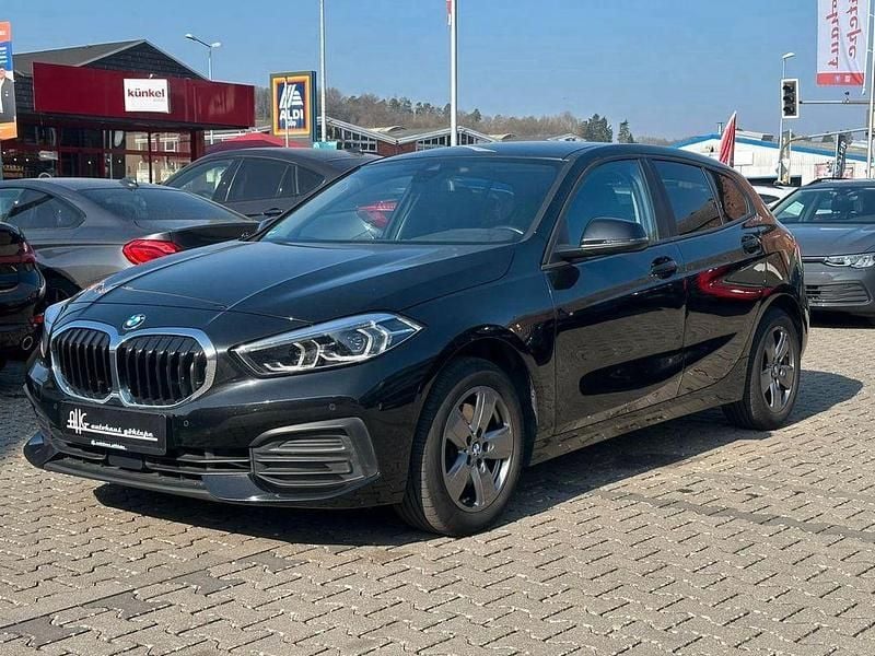 Gebraucht BMW 118 Performance 150 PS (110 kW) 2022 Schwarz Kleinwagen