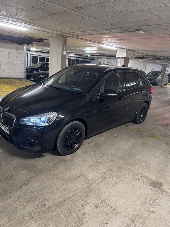 Gebraucht BMW 218 Active Tourer 136 PS (100 kW) 2021 Schwarz Van / Kleinbus