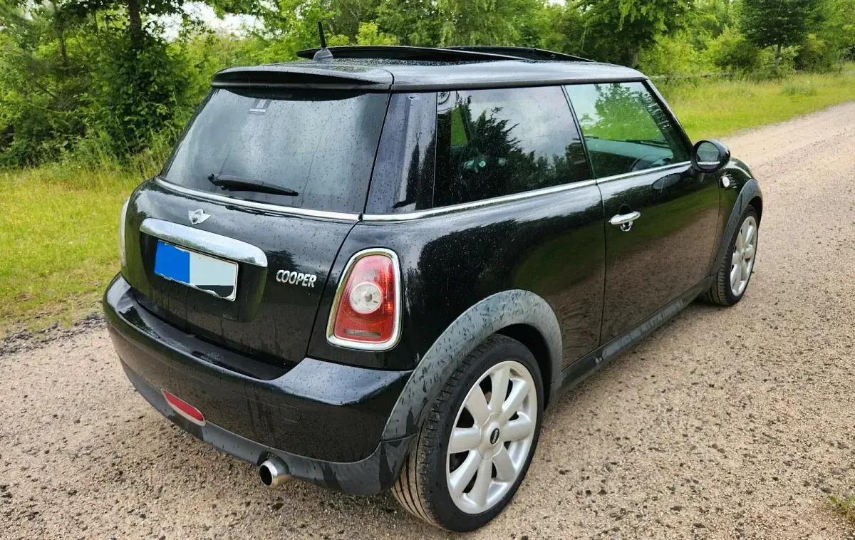 Gebraucht Mini Cooper 120 PS (88 kW) 2009 Schwarz Kleinwagen