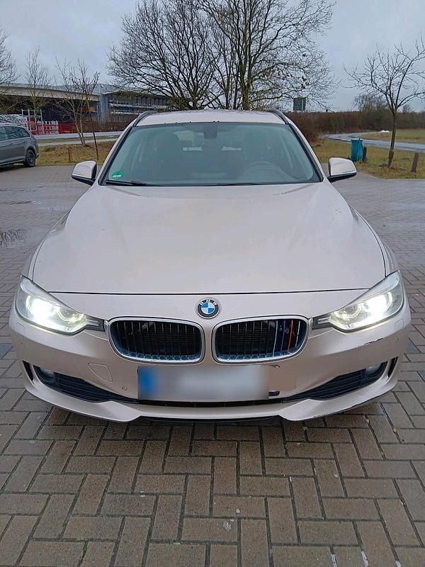 Second-hand BMW 320 Basis 186 CP (136 kW) 2012 Break