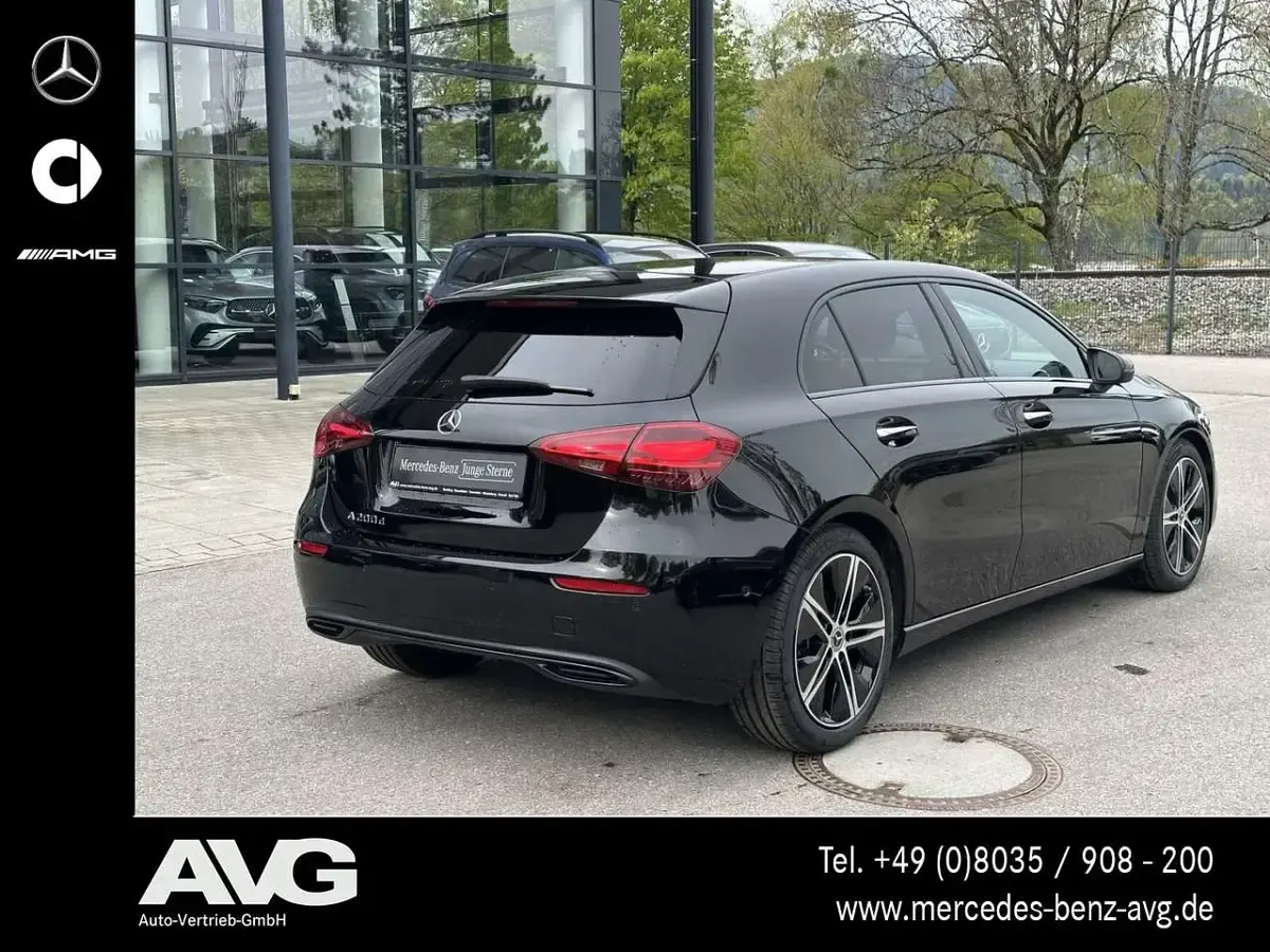 Gebraucht Mercedes A200 Progressive 150 PS (110 kW) 2024 Unilack nachtschwarz Limousine
