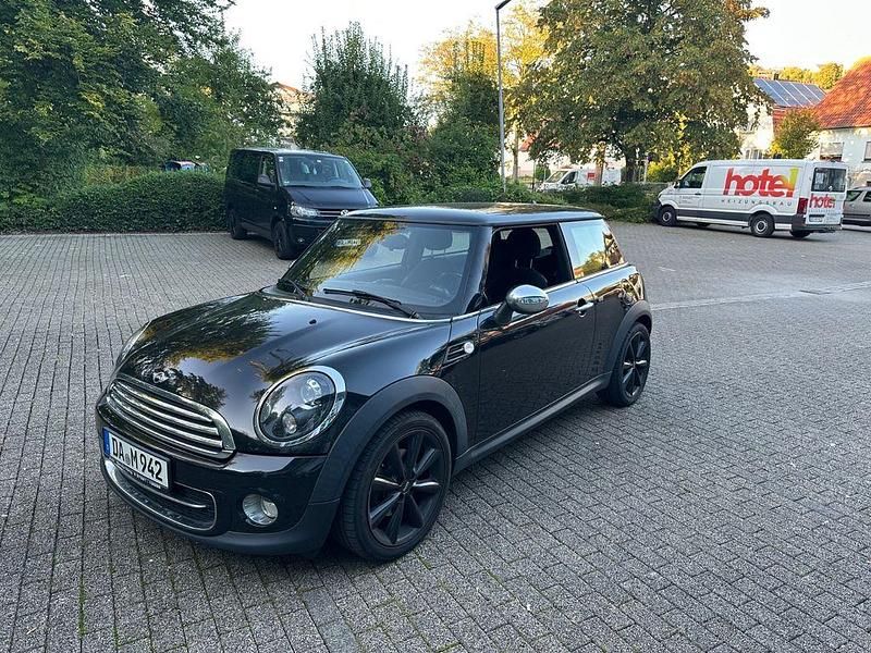 Schwarz Gebraucht 2012 Mini Cooper D Kleinwagen | 8.200 € (Etwas zu teuer) - Bild 1/4