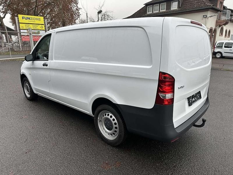 Gebraucht Mercedes Vito 136 PS (100 kW) 2020 Weiß Van