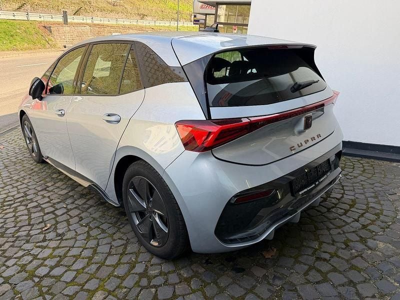 Gebraucht Cupra Born 150 kW (204 PS) 2022 Silber Kleinwagen