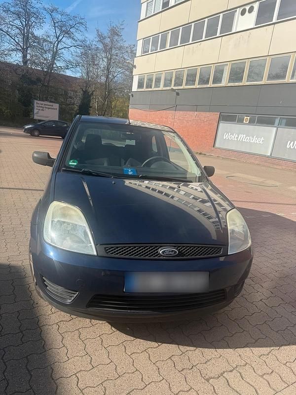 Gebraucht Ford Fiesta 80 PS (58 kW) 2005 Blau Kleinwagen