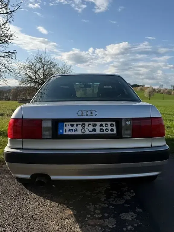 Gebraucht Audi 80 90 PS (66 kW) 1994 Silber Limousine