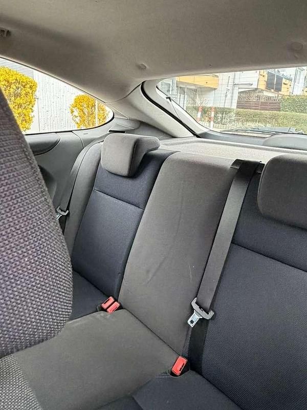 Gebraucht Ford Focus Ghia 116 PS (85 kW) 2005 Schwarz Limousine