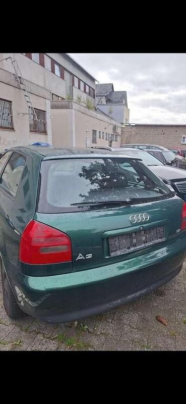 Gebraucht Audi A3 Attraction 125 PS (91 kW) 1999 Limousine