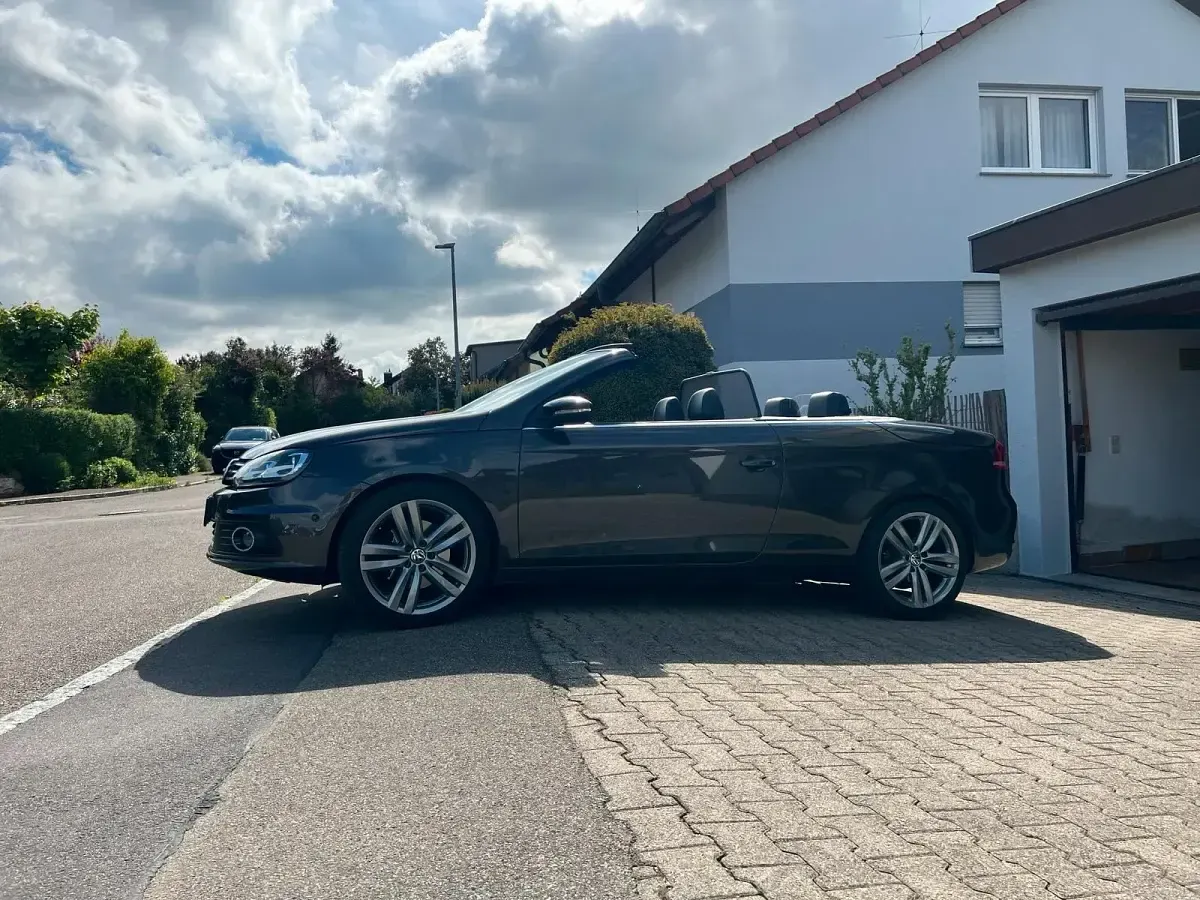 Gebraucht VW Eos Sport 160 PS (117 kW) 2012 Braun Cabrio