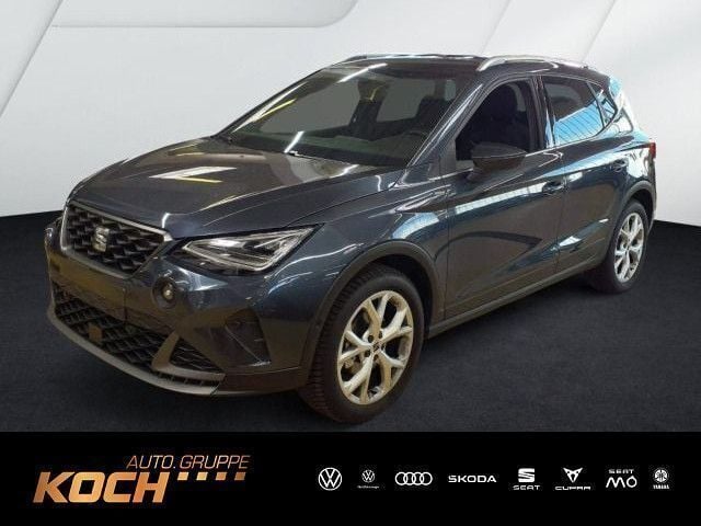 Grau Gebraucht 2024 Seat Arona FR SUV | 22.860 € (Fairer Preis) - Bild 1/3