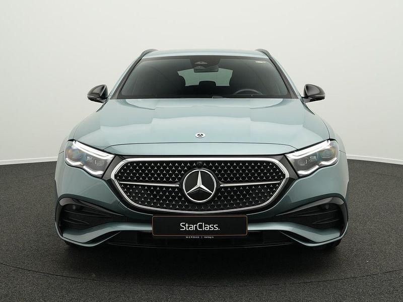 Gebraucht Mercedes E220 Advanced Plus 197 PS (144 kW) 2024 Silber Limousine