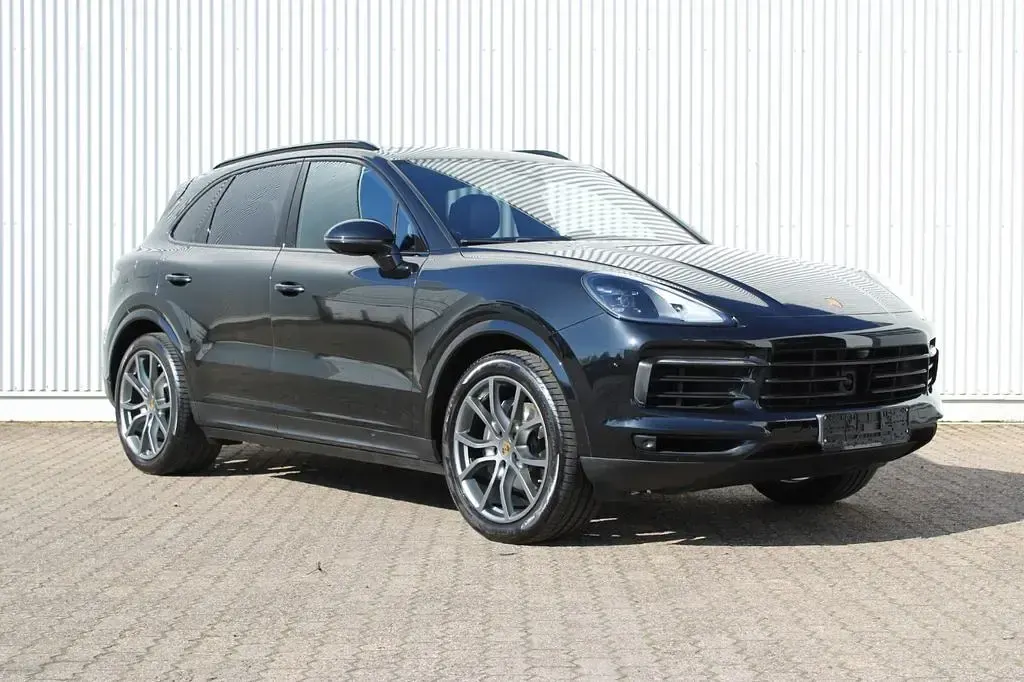Używany Porsche Cayenne 340 KM (250 kW) 2022 Czarny SUV