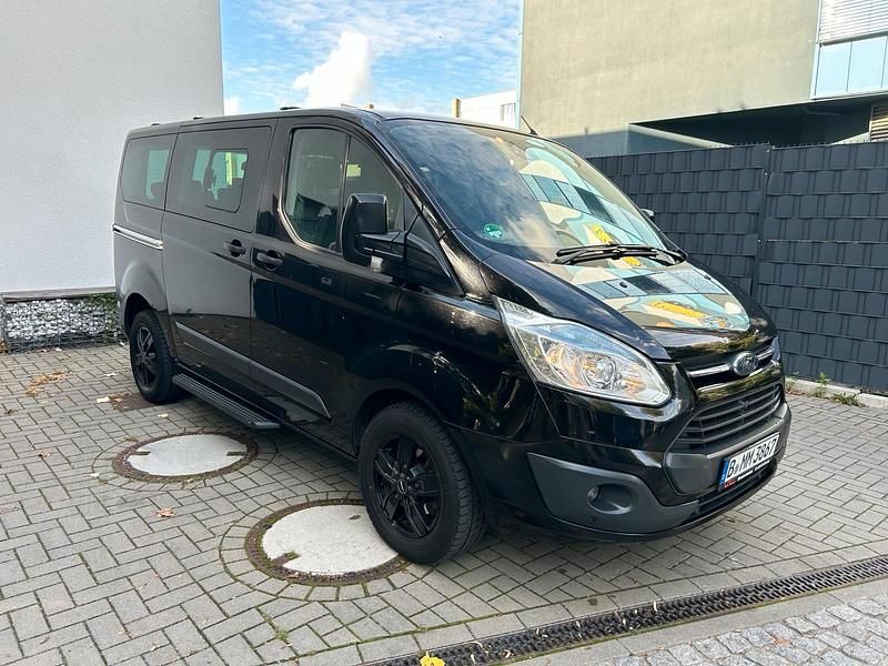 Schwarz Gebraucht 2013 Ford Tourneo Custom Van / Kleinbus | 8.490 € (Guter Preis) - Bild 1/4