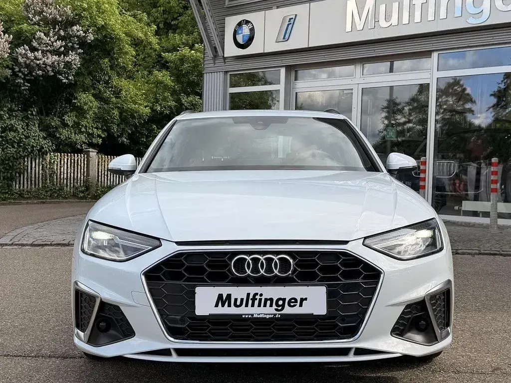 Gebraucht Audi A4 S-Line 150 PS (110 kW) 2024 Weiß Kombi