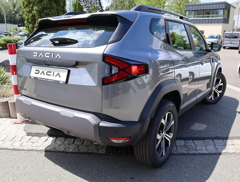 Używany Dacia Duster Extreme 101 KM (74 kW) 2024 Szary SUV