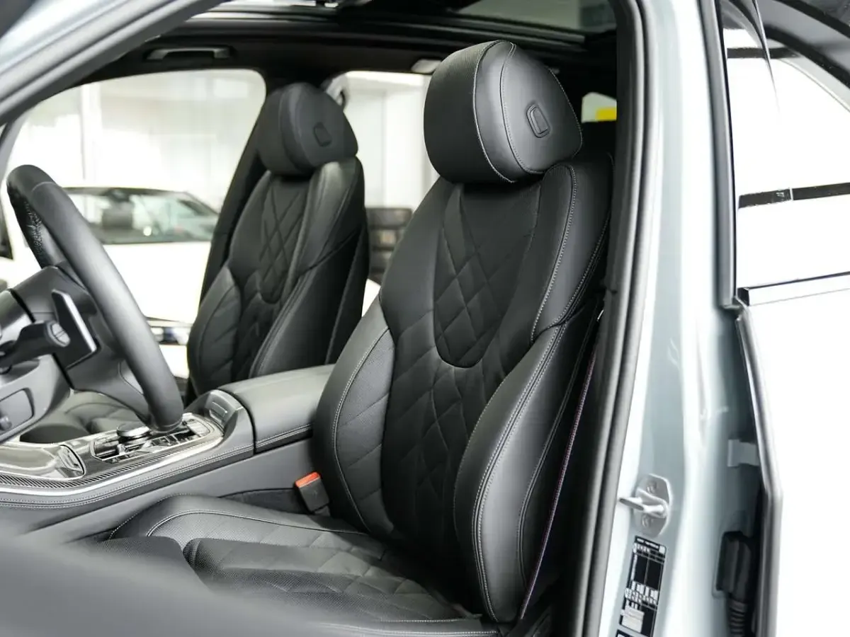 Gebraucht BMW X5 M Sport 352 PS (258 kW) 2026 M brooklyn grau SUV