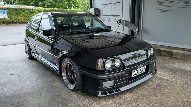 Gebraucht Opel Kadett 150 PS (110 kW) 1991 Schwarz Kleinwagen