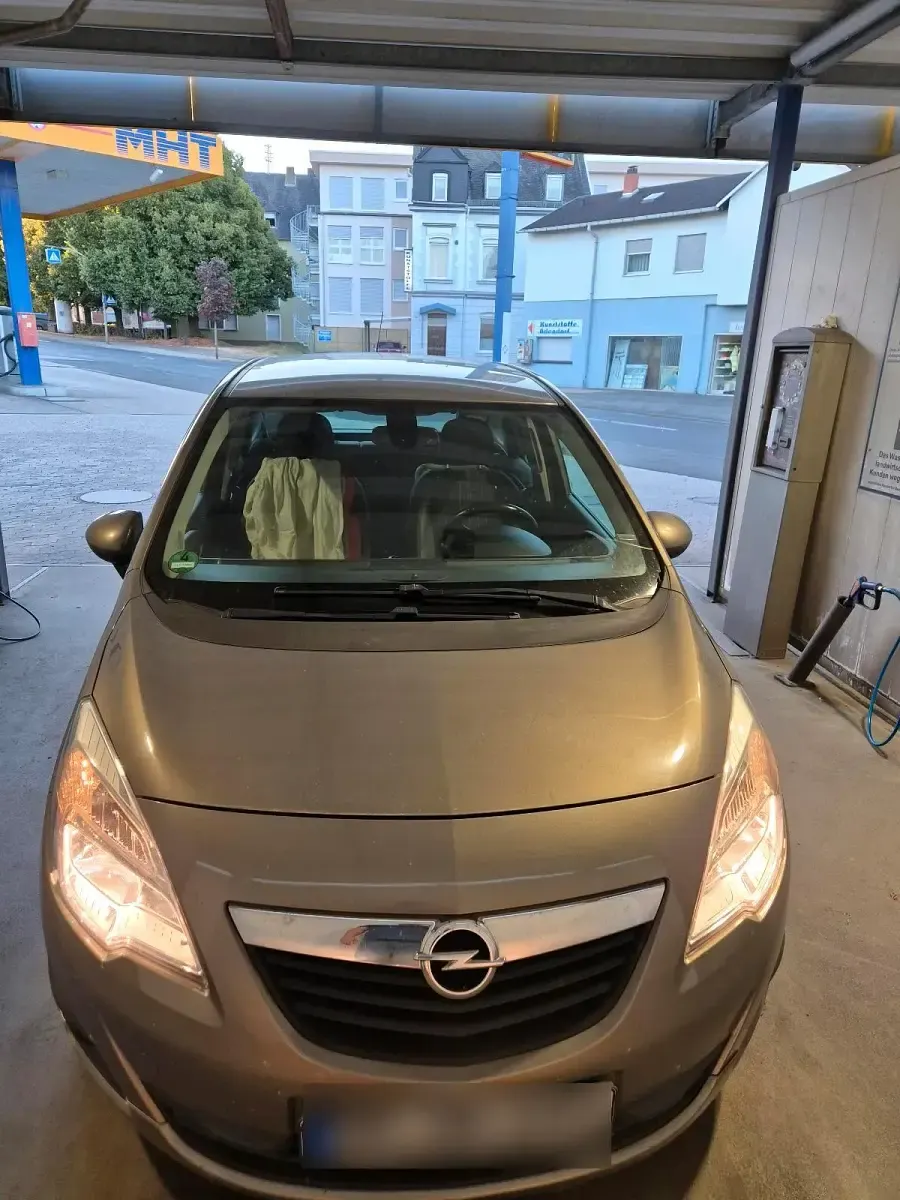 Gebraucht Opel Meriva 120 PS (88 kW) 2012 Braun Van / Kleinbus