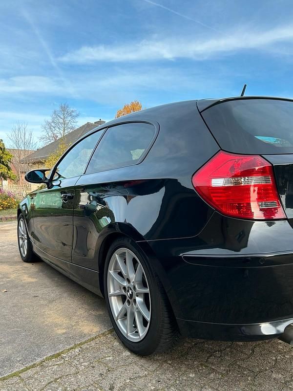Gebraucht BMW 118 Coupé M Sport 143 PS (105 kW) 2008 Schwarz Coupé