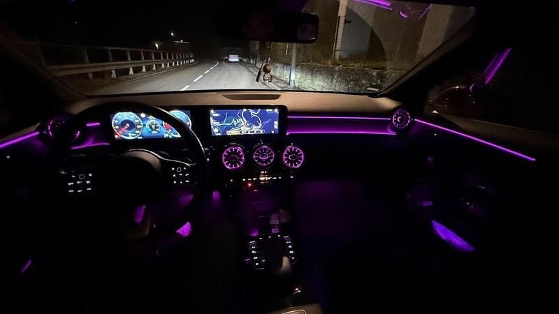 Gebraucht Mercedes A200 150 PS (110 kW) 2019 Rot Coupé