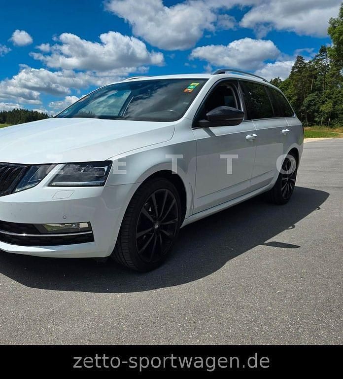 Bila moon/moon white Gebraucht 2019 Skoda Octavia Style Kombi | 15.500 € (Fairer Preis) - Bild 1/4