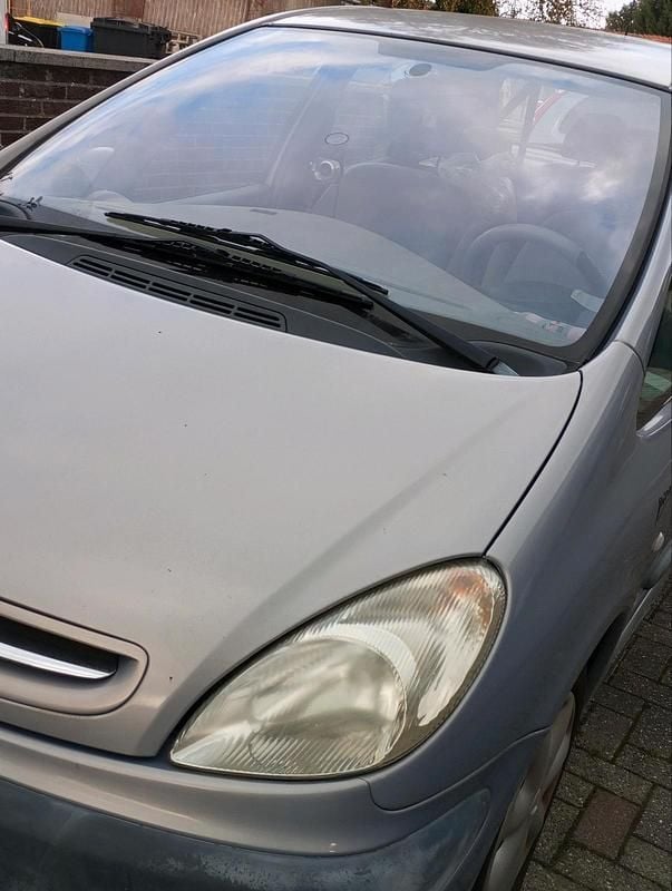 Andere farben Gebraucht 2000 Citroën Xsara Picasso Van / Kleinbus | 900 € (Fairer Preis) - Bild 1/4