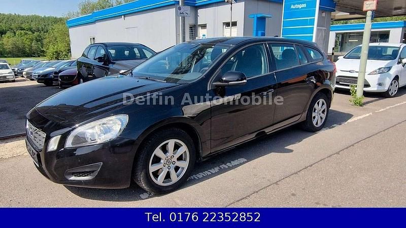 Black solid (stone) / solid Gebraucht 2012 Volvo V60 Basis Kombi | 7.800 € (Fairer Preis) - Bild 1/4
