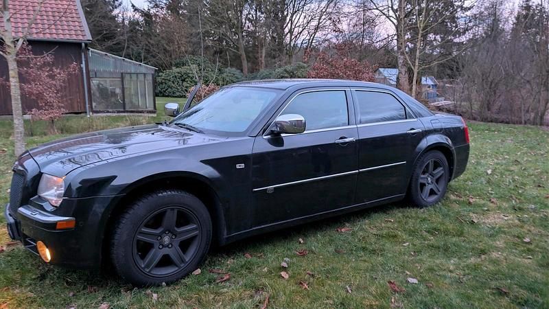 Gebraucht Chrysler 300C 193 PS (141 kW) 2010 Schwarz Limousine
