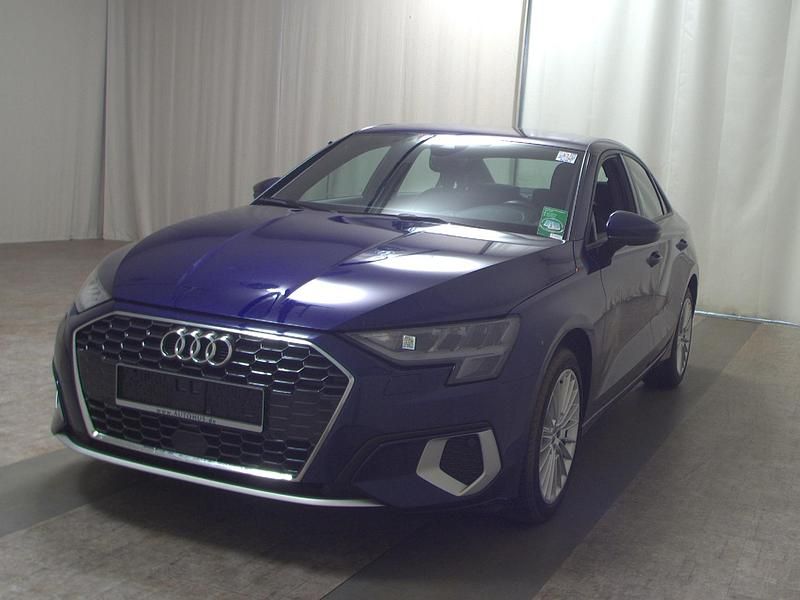 Gebraucht Audi A3 Advanced 150 PS (110 kW) 2020 Navarrablau (metallic) Limousine