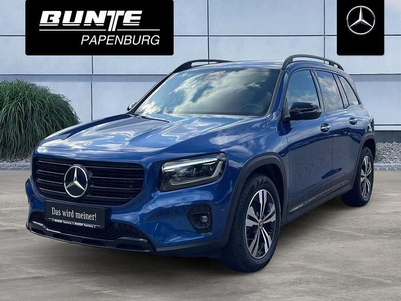 Gebraucht Mercedes GLB220 Night 190 PS (139 kW) 2024 Spektralblau (blau) SUV