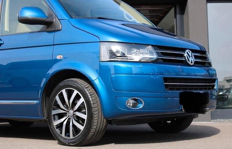 Gebraucht VW Multivan 180 PS (132 kW) 2014 Blau Van / Kleinbus