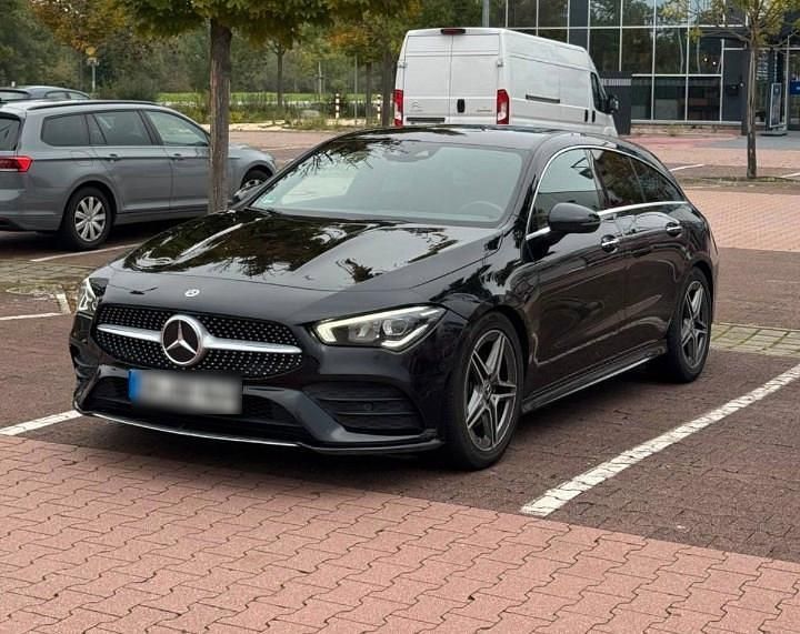 Schwarz Gebraucht 2020 Mercedes CLA200 AMG line Kombi | 16.700 € (Fairer Preis) - Bild 1/4