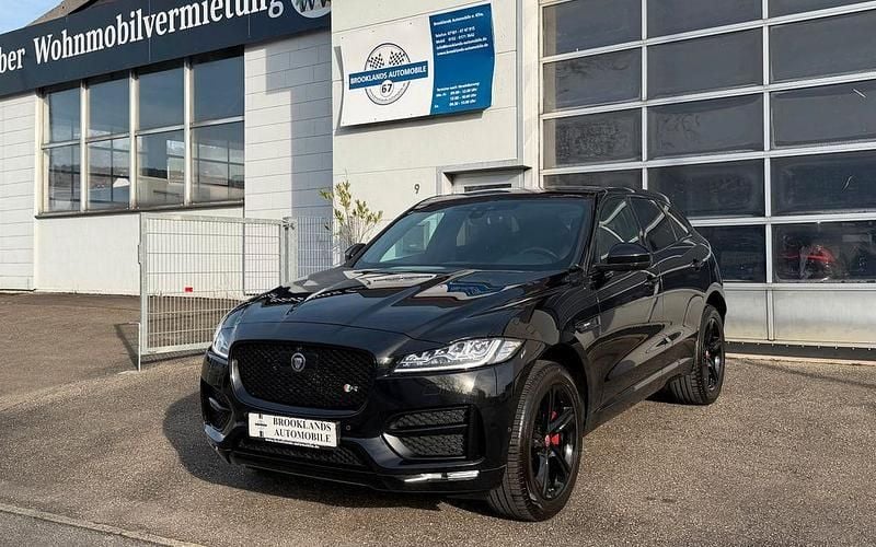 Schwarz Gebraucht 2018 Jaguar F-Pace R-Sport SUV | 28.900 € (Fairer Preis) - Bild 1/4