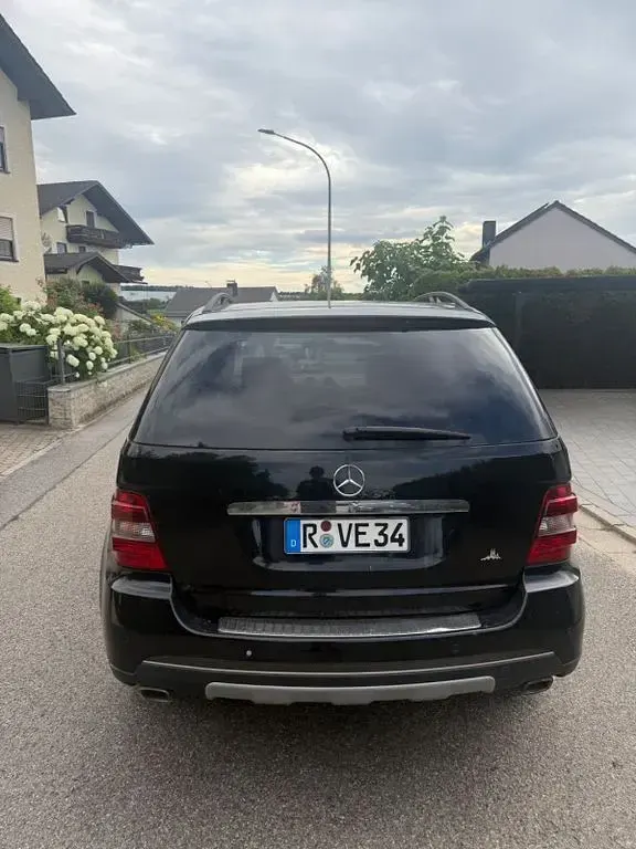 Gebraucht Mercedes 320 224 PS (164 kW) 2006 Schwarz SUV