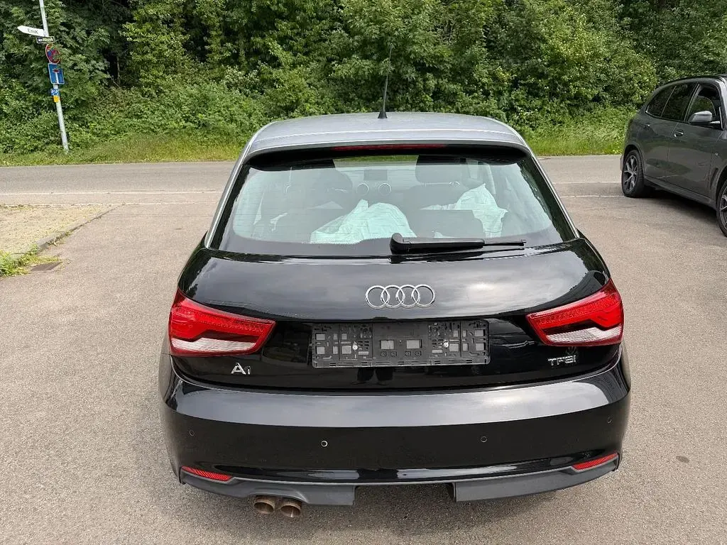 Gebraucht Audi A1 Sportback Design 125 PS (91 kW) 2015 Schwarz Kleinwagen