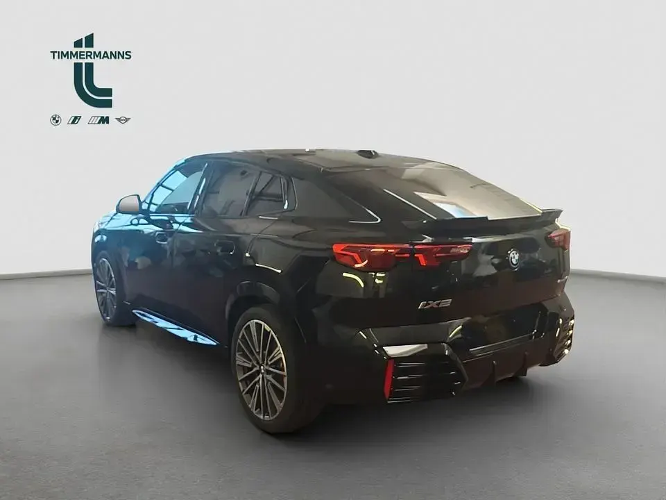 Neu BMW iX2 M Sport 150 kW (204 PS) 2026 Schwarz SUV