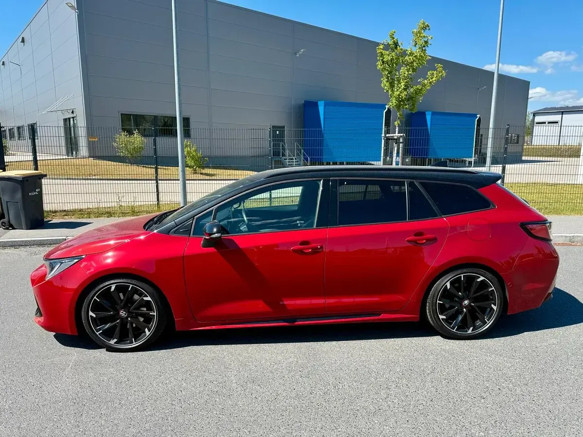 Gebraucht Toyota Corolla Sport 185 PS (136 kW) 2021 Rot Kombi