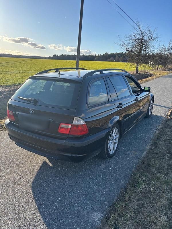 Gebraucht BMW 320 M Sport 150 PS (110 kW) 2004 Schwarz Kombi