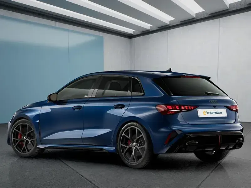 Neu Audi RS3 400 PS (294 kW) 2026 Blau Limousine