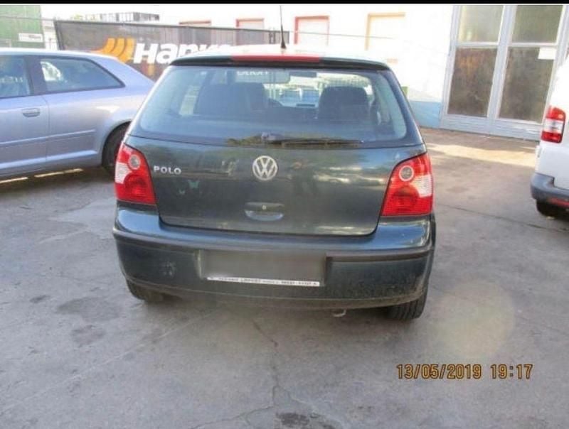 Gebraucht VW Polo Basis 64 PS (47 kW) 2003 Blau Limousine