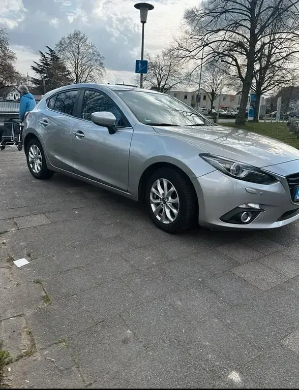 Gebraucht Mazda 3 Sports-Line 150 PS (110 kW) 2015 Grau Limousine