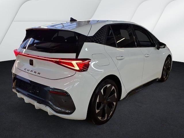 Gebraucht Cupra Born e-Boost 169 kW (231 PS) 2025 Glacial white metallic Kleinwagen